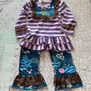 Purple/brown ruffle outfit - XL (5-6T)